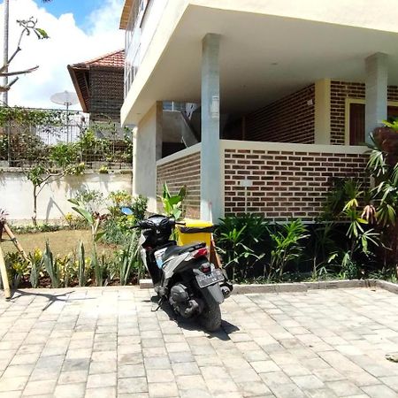 Na-Mi Guesthouse Canggu Dış mekan fotoğraf